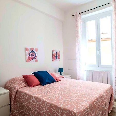 A Mae Riva - La Tua Casa Al Porto Antico Lejlighed Genova Eksteriør billede